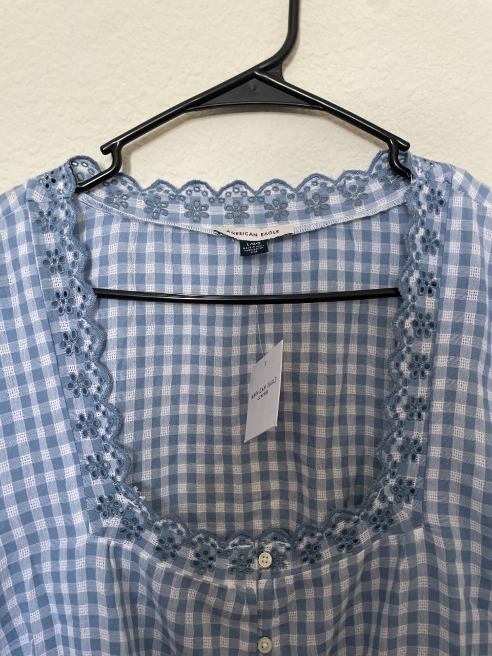 New with tags American eagle blue checkered button top embroidered size Large - Picture 3 of 5